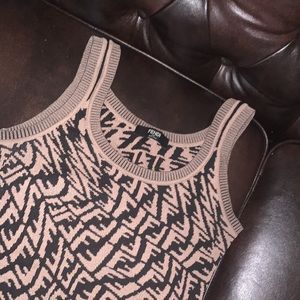 Authentic Fendi vértigo tank in brown.